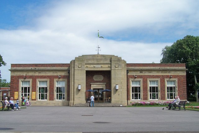 The Art Deco cafe in Stanley Park - Picture of Stanley Park