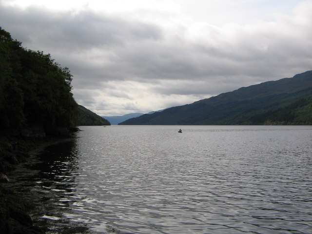 Mackerel fishing on Loch Long © Robert McCumesty cc-by-sa/2.0 ...