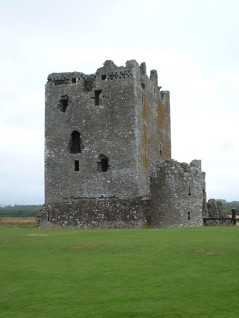 Threave Castle © Jthomas Geograph Britain And Ireland