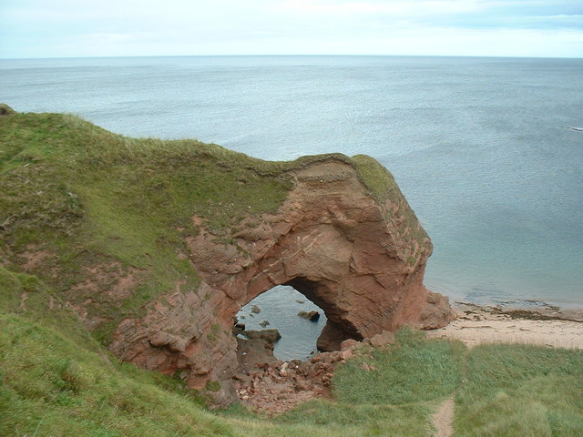 Arch, Aberdour Bay