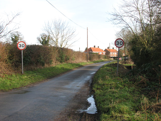 Approaching Little Melton on Mill Road