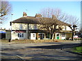 TQ0079 : The Chestnuts Pub, Langley by canalandriversidepubs co uk