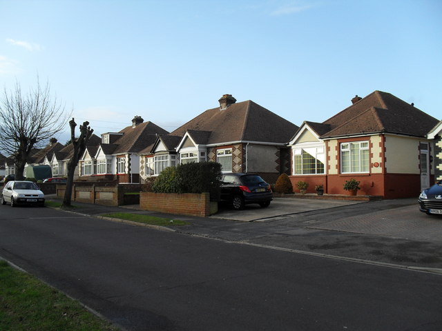 Bungalows in The Crossway