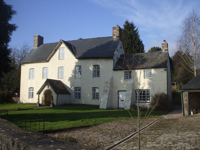 The Court House, Llanvair-discoed © John Lord cc-by-sa/2.0 :: Geograph ...