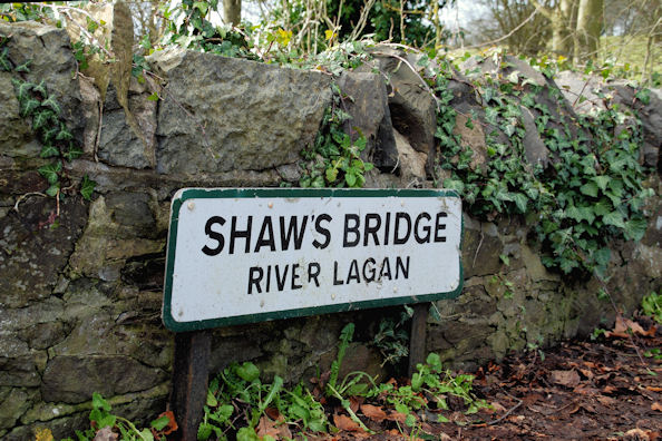 Shaw's Bridge sign, Belfast