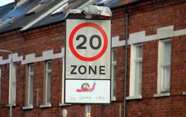 20mph zone sign, Belfast