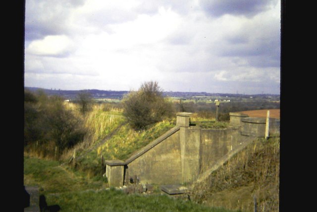 Remains of railway bridge, near Elan Aqueduct