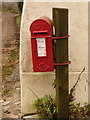 Throop: postbox № DT2 74