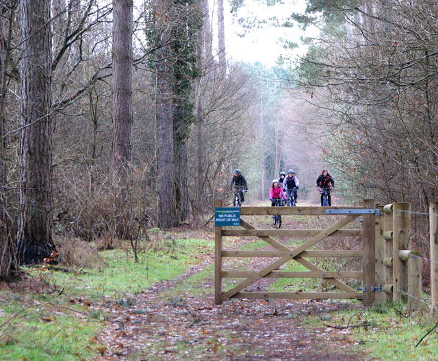 Cyclists headed for the Thorpe Woodlands... © Evelyn Simak :: Geograph ...
