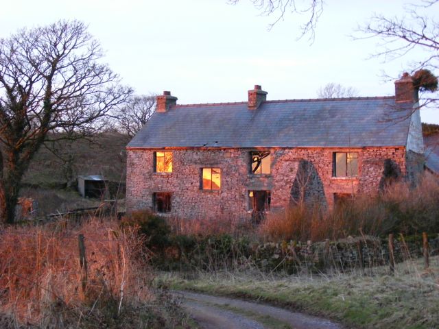 Cilmaenllwyd Farm