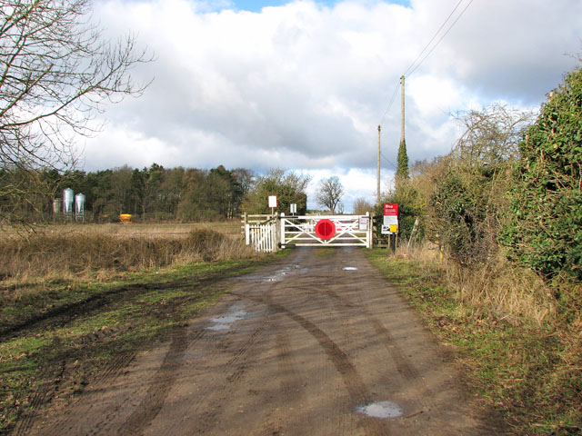 Approaching the level crossing in Roudham