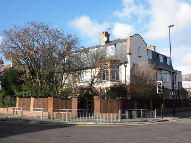 Corner of Marine Avenue and Ilfracombe Gardens