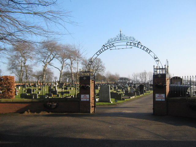 Chilton Cemetery Gates County Durham © peter robinson cc-by-sa/2.0 ...