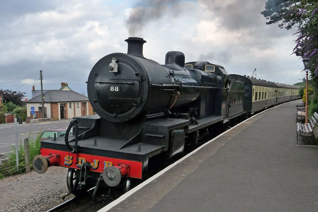 SDJR No. 88 at Watchet station © Phil Champion cc-by-sa/2.0 :: Geograph ...