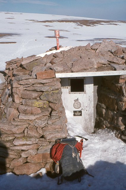 Curran Bothy, Cairngorm Plateau © Jim Barton cc-by-sa/2.0 :: Geograph ...