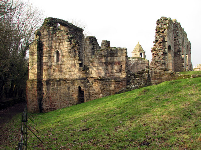 Spofforth Castle © John Sutton cc-by-sa/2.0 :: Geograph Britain and Ireland