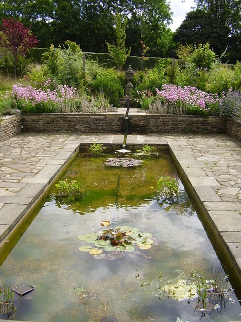 Pond, Harlow Carr Gardens