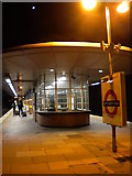 TQ2584 : Centre platform, West Hampstead Underground Station by Robin Sones