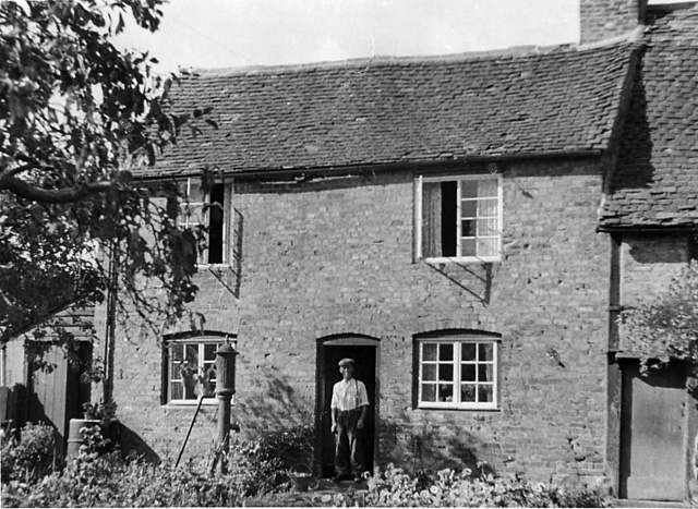 Owl's End Cottage, Twyning Farm, Shuthonger