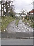 SE1525 : Footpath - Lower Wyke Lane by Betty Longbottom