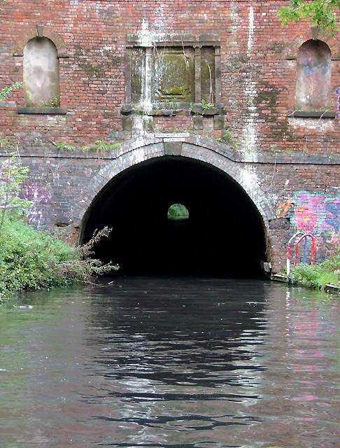 East Portal, Brandwood Tunnel, © Roger Kidd Cc-by-sa 2.0 :: Geograph 