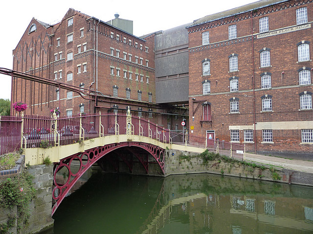 Healings Mill, Tewkesbury © Chris Gunns cc-by-sa/2.0 :: Geograph ...