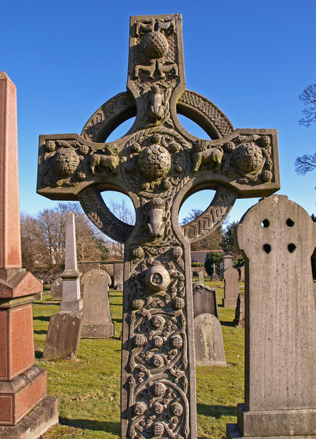 Bishopton Parish Church Graveyard © wfmillar cc-by-sa/2.0 :: Geograph ...