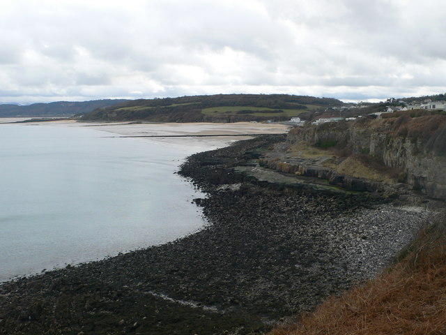 Nearing Benllech © Eirian Evans :: Geograph Britain and Ireland