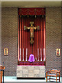 St Michael & St George, Commonwealth Avenue, London W12 - High altar