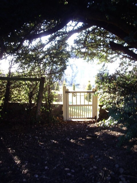 Access to former manse from St Mary's churchyard