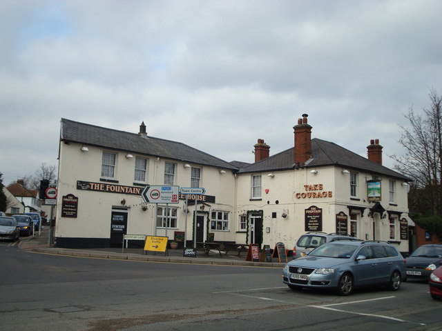 The Fountain public house, Barming © Stacey Harris cc-by-sa/2.0 ...