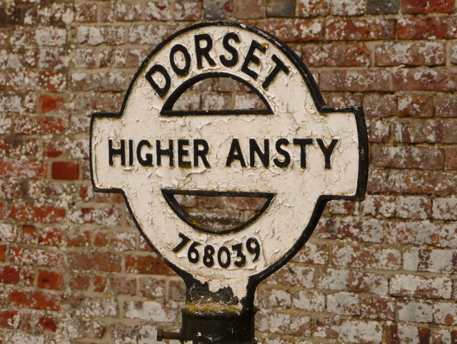 Ansty: detail of Higher Ansty signpost