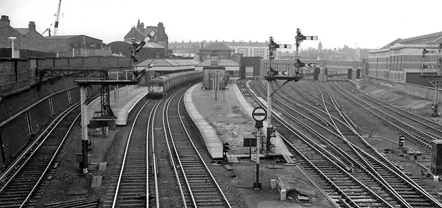 Bank Hall Station © Ben Brooksbank Geograph Britain And Ireland