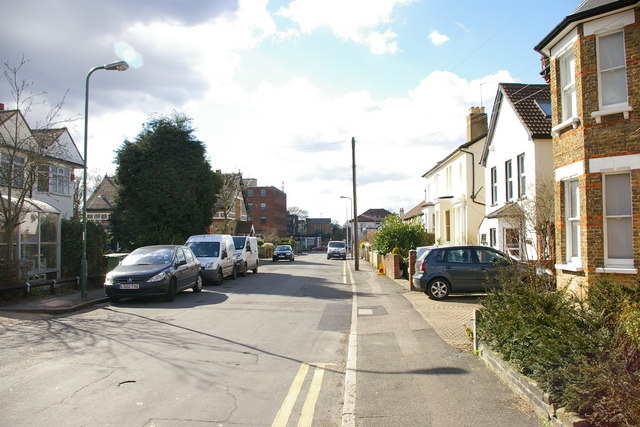 Clifton Road, Wallington, looking west.