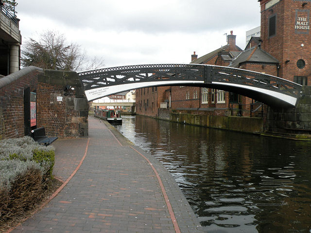 New Main Line Walkover Bridge No 3 © Keith Edkins Geograph Britain And Ireland 0929