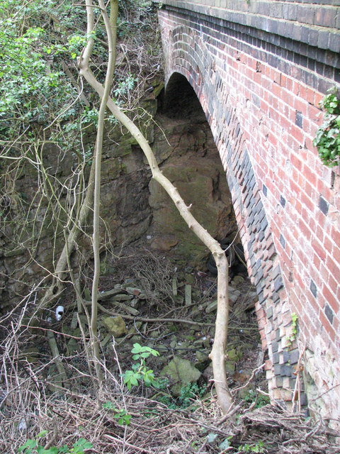 Eaton: south side of the railway bridge