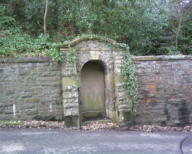 Disused entrance, Llanrwst Road, Colwyn Bay