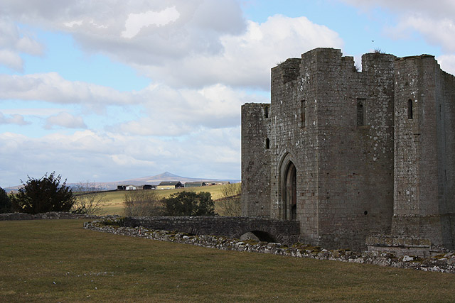 The Great Tower, Raglan Castle