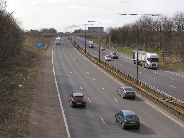 M62 © David Dixon :: Geograph Britain and Ireland