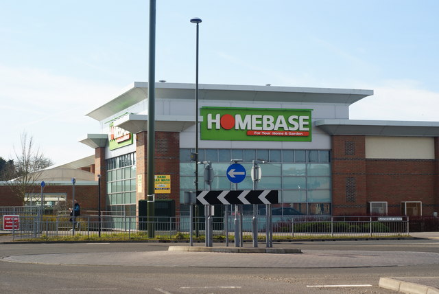 Homebase, Chichester, Sussex © Peter Trimming cc-by-sa/2.0 :: Geograph ...