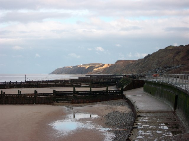 Overstrand Beach © Debbie Willcox :: Geograph Britain and Ireland