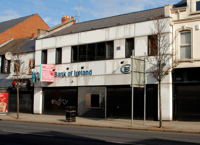 Former Bank Of Ireland, Belfast © Albert Bridge Cc-by-sa/2.0 ...