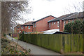 Daventry: path between Sturdee Close and Jennings Close