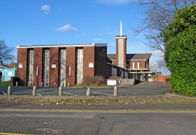 Trinity Methodist Church Centre,... © P L Chadwick cc-by-sa/2.0 ...