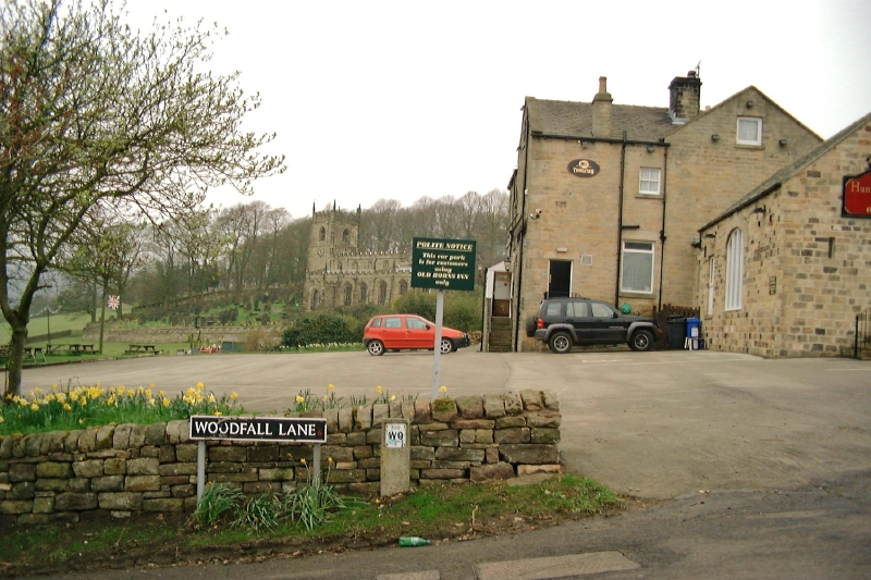 Old Horns Inn, Bradfield © Mr Eugene Birchall ccbysa/2.0 Geograph