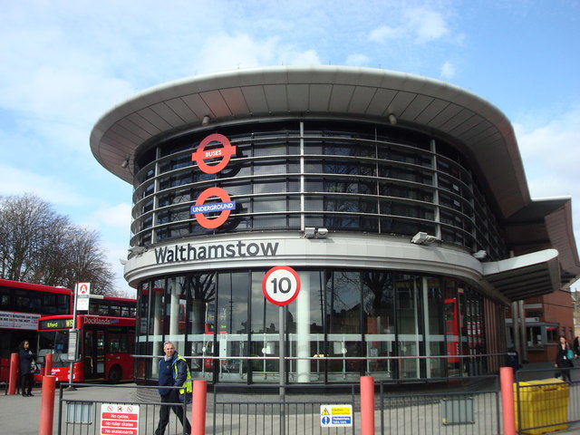 Walthamstow Bus Station © Stacey Harris cc-by-sa/2.0 :: Geograph ...