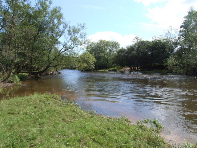 River Exe - Stoke Canon, Bramford Speke © Nici Chapman cc-by-sa/2.0 ...