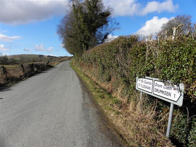 Road near Drumkeen © Kenneth Allen cc-by-sa/2.0 :: Geograph Ireland