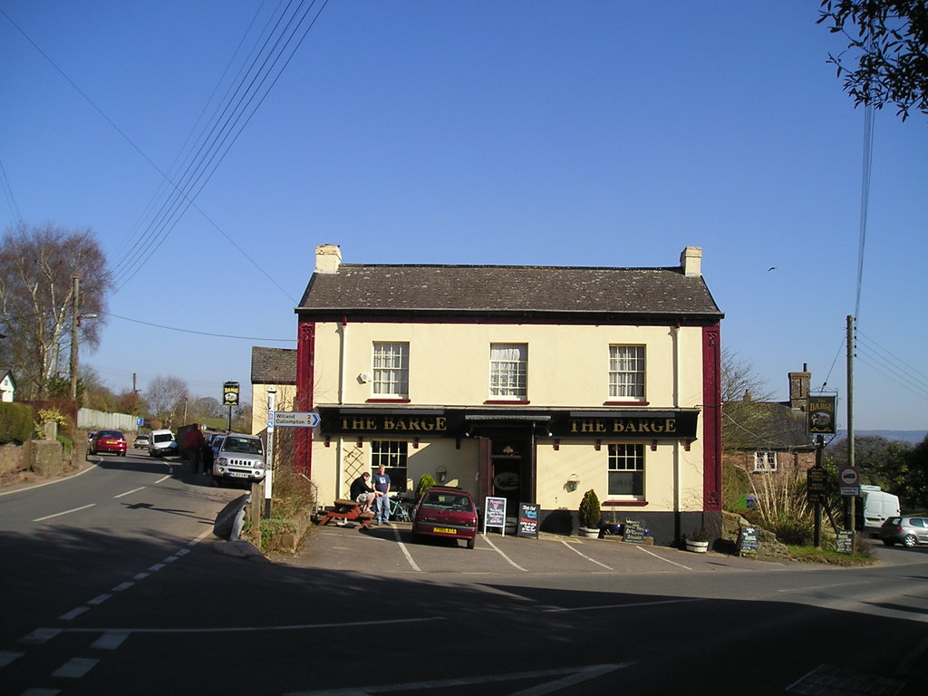 The Barge Pub, Halberton, Tiverton © canalandriversidepubs co uk cc-by ...