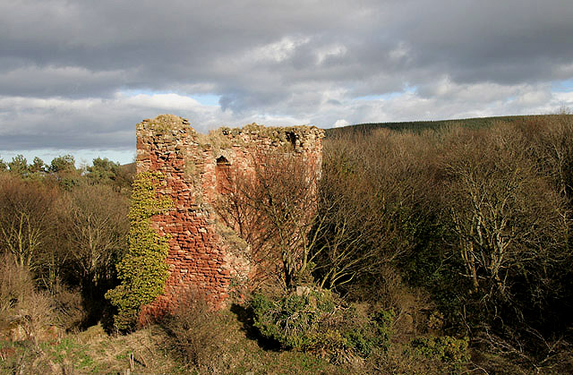 Cockburnspath Tower © Walter Baxter :: Geograph Britain and Ireland